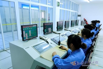 科技新花在嘉州绽放 计算机技术培训引领创新浪潮