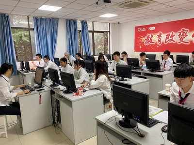 北大青鸟IT培训 低学历背景者也能踏入计算机技术学习之门